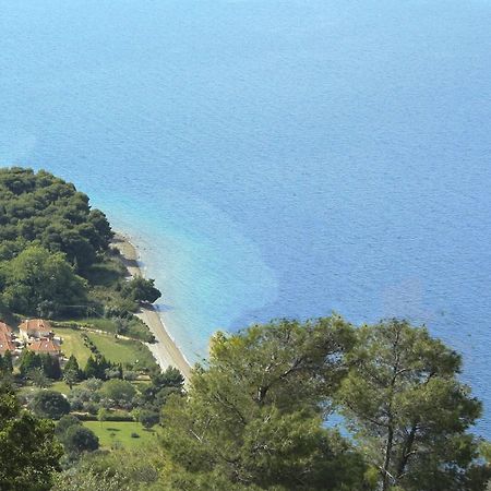 Sungate Beach Roviés Rom bilde
