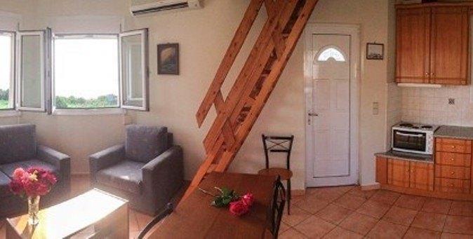 Sungate Beach Roviés Rom bilde